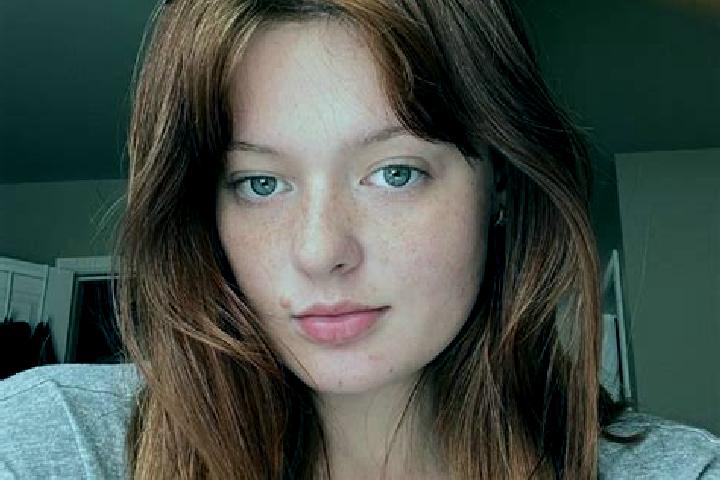 Ariana, 31, a auburn amber-eyed european companion based in Loseto. Offering Girlfriend Experience, Duos, OWO. Available for incall and outcall, overnight bo...