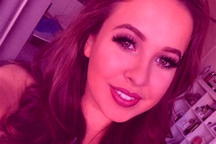 Ariana, 31, a auburn amber-eyed mixed companion based in Beaumont. Offering CIM, Massage, Fetish, Domination, A-Level. Available for incall and outcall, day ...