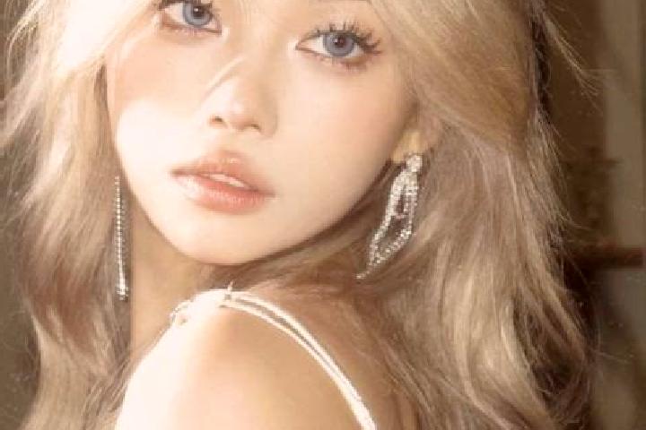 Ariana, 31, a blonde amber-eyed asian companion based in Sarigerme. Offering Erotic Massage, Couples, Striptease, Domination, Overnight. Available for incall...