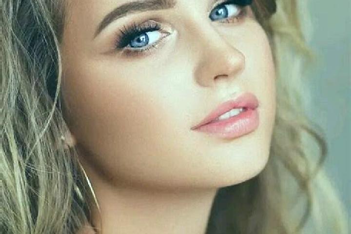 Ariana, 31, a dark blonde blue-eyed mediterranean companion based in Jrapi. Offering Deep French Kissing, 69, Duos, CIM. Available for incall and outcall, ov...