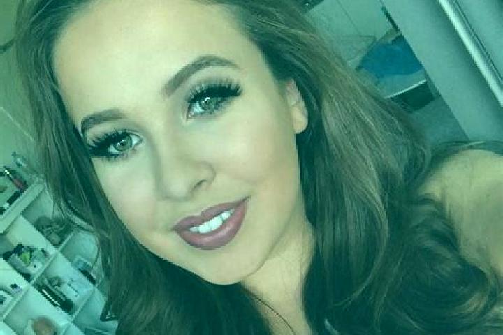 Ariana, 31, a red brown-eyed middle eastern companion based in Massacre. Offering GFE, Deep French Kissing. Available for incall and outcall, day and evening...