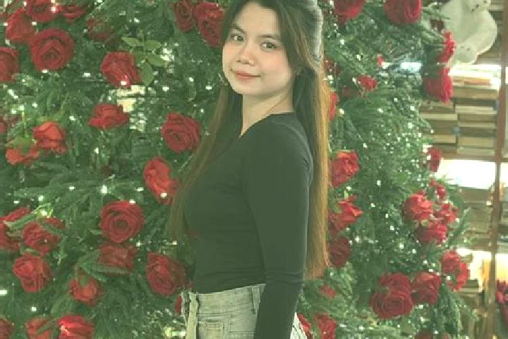 Ariana, 31 — Escort in Xuan Mai, Vietnam