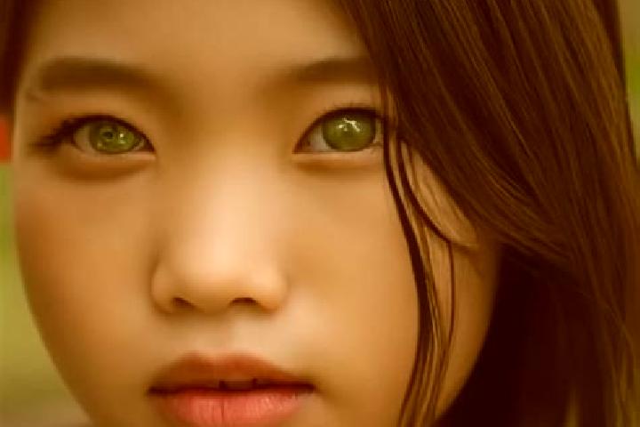 Ariana, 32, a black green-eyed asian companion based in Fraga. Offering Overnight, GFE, Party Girl. Available for incall and outcall, day and evening dates.