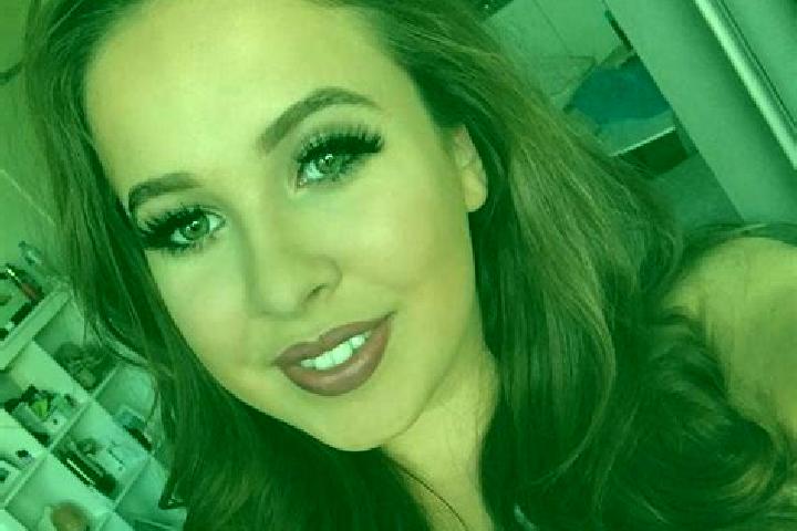 Ariana, 32, a blonde brown-eyed mixed companion based in Tenango de las Flores. Offering Striptease, 69, OWO. Available for incall and outcall, day and eveni...