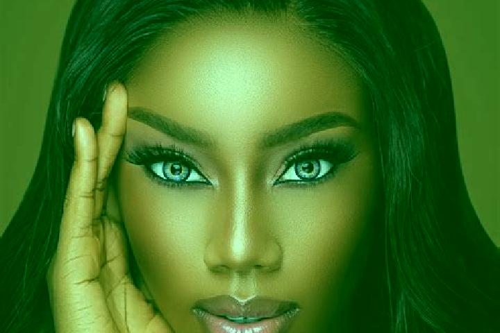 Ariana, 32, a chestnut blue-eyed ebony companion based in Saragah. Offering 69, Domination, OWO. Available for incall and outcall, day and evening dates.