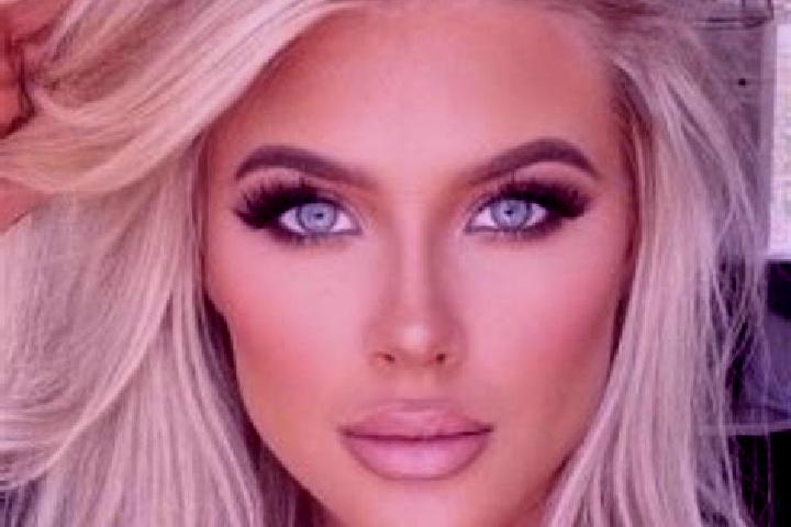 Ariana, 32, a platinum blonde dark-eyed ebony companion based in Lloren. Offering Massage, Tantra, CIM, Domination. Available for incall and outcall, day and...
