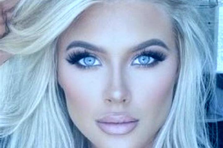 Ariana, 32, a platinum blonde green-eyed ebony companion based in Dongzha. Offering Deep French Kissing, Prostate Massage, A-Level, Massage. Available for in...