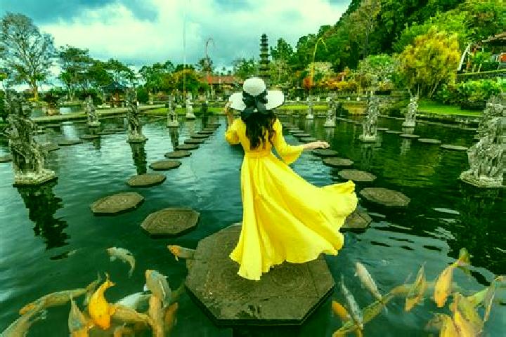 Ariana, 32 — Escort in Amlapura city, Indonesia