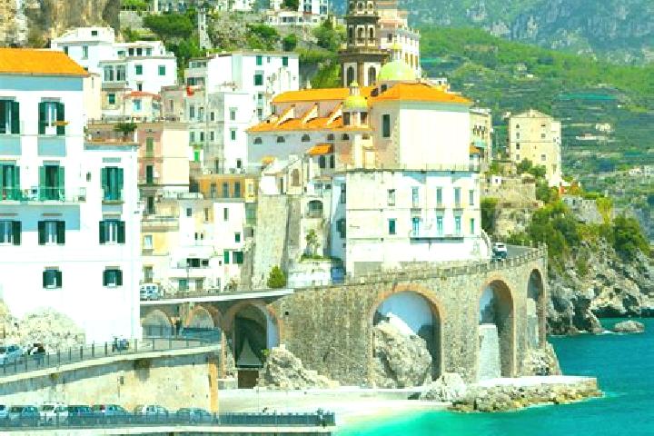 Ariana, 32 — Escort in Brienza, Italy