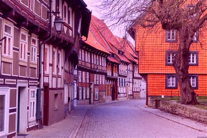 Ariana, 32 — Escort in Hornburg, Germany
