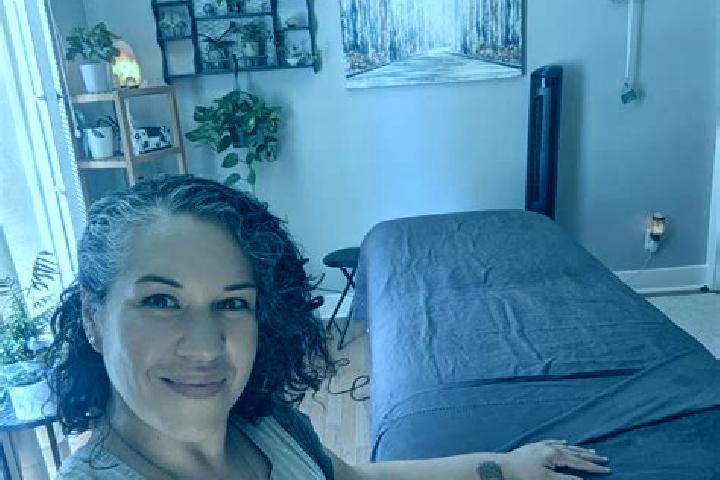Ariana, 33, a blonde amber-eyed ebony companion based in Boa Cica. Offering BDSM, Couples, 69, Erotic Massage, Girlfriend Experience. Available for incall an...