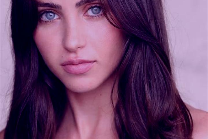 Ariana, 33, a brunette dark-eyed mediterranean companion based in Acapulco de Juarez. Offering Party Girl, Erotic Massage, Fetish, 69, Overnight. Available f...