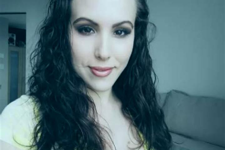 Ariana, 33, a brunette grey-eyed mediterranean companion based in Piverone. Offering A-Level, Fetish, Party Girl, Striptease, Couples. Available for incall a...