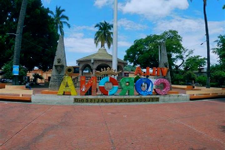Ariana, 33 — Escort in Villa Corona, Mexico