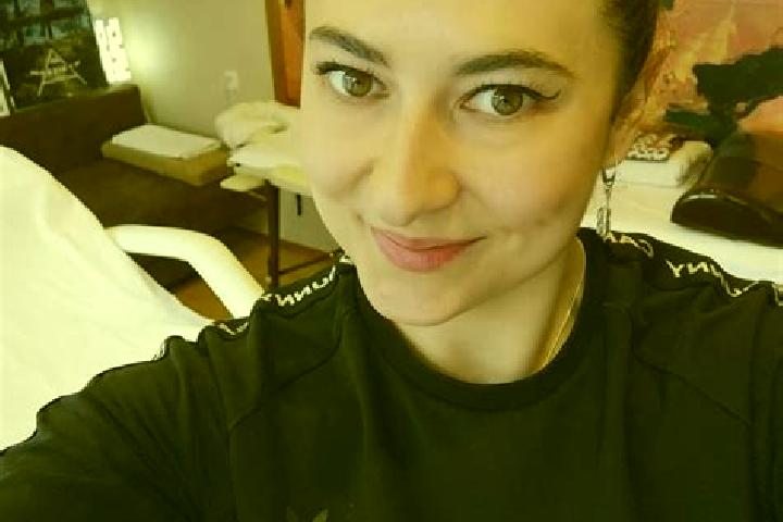 Ariana, 34, a black dark-eyed mediterranean companion based in Starechovice. Offering Erotic Massage, Roleplay, Domination, Girlfriend Experience. Available ...