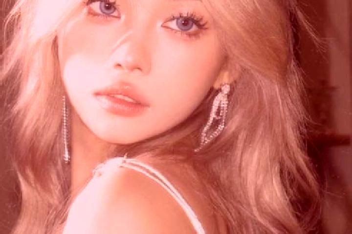 Ariana, 34, a blonde blue-eyed asian companion based in Ipaussu. Offering CIM, Erotic Massage, Duos. Available for incall and outcall, overnight bookings ava...