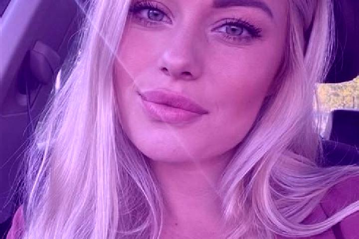 Ariana, 34, a blonde hazel-eyed middle eastern companion based in Barilovic. Offering BDSM, Massage, OWO, Striptease. Available for incall and outcall, day a...