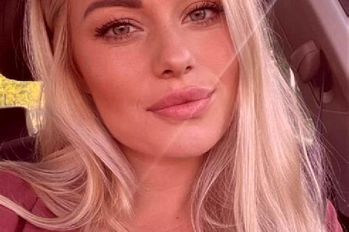 Ariana, 34, a blonde hazel-eyed middle eastern companion based in Cambooya. Offering Prostate Massage, OWO, BDSM. Available for incall and outcall, day and e...