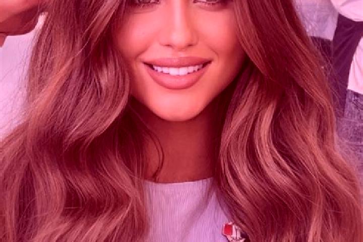Ariana, 34, a brunette grey-eyed caucasian companion based in Hai Rieng. Offering Travel Companion, Deep French Kissing, Massage, Girlfriend Experience, Over...