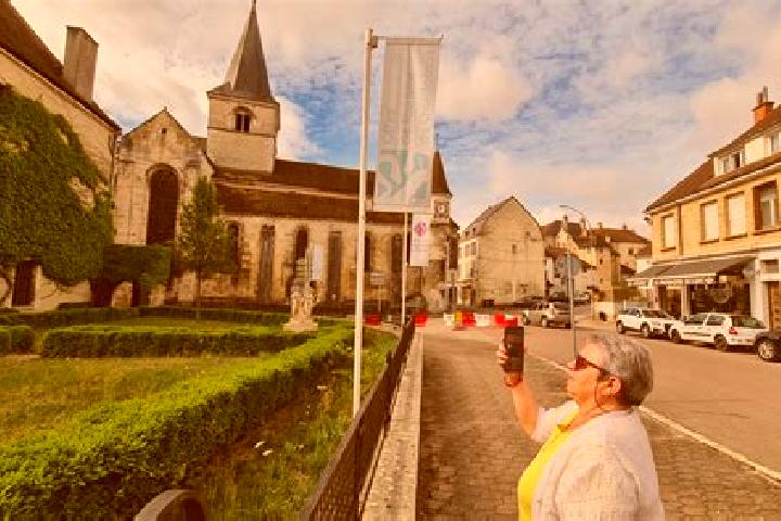 Ariana, 34 — Escort in Chatillon-sur-Cher, France