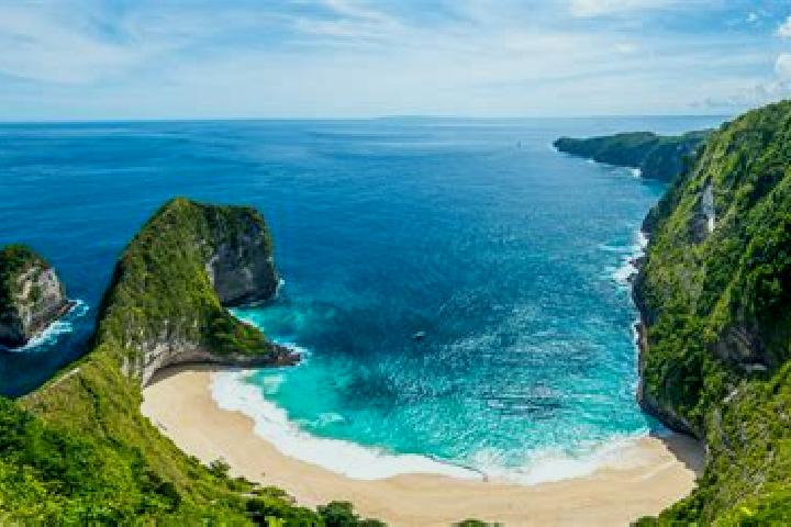 Ariana, 34 — Escort in Cintasari, Indonesia