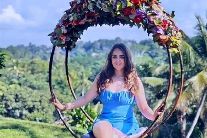 Ariana, 34 — Escort in Sukawati, Indonesia
