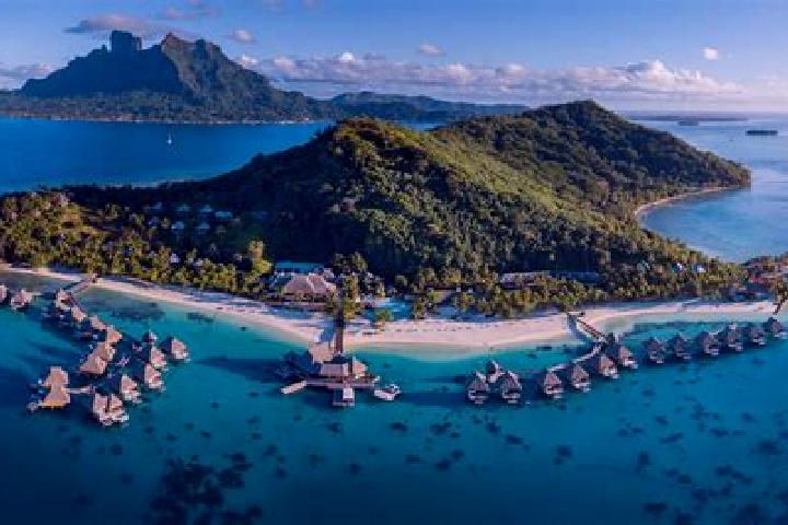 Ariana, 34 — Escort in Vaitape, French Polynesia