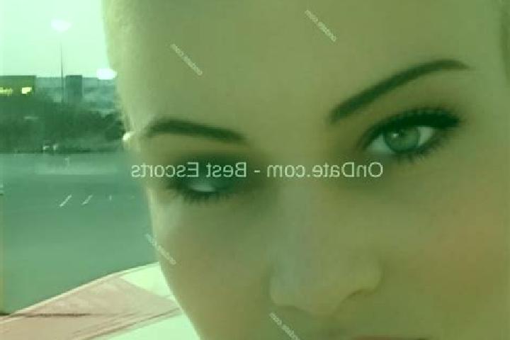 Ariana, 34 — Escort in Weddington, United States