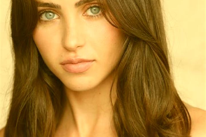 Ariana, 35, a brunette blue-eyed caucasian companion based in Gardelegen. Offering Massage, Couples, Duos. Available for incall and outcall, overnight bookin...