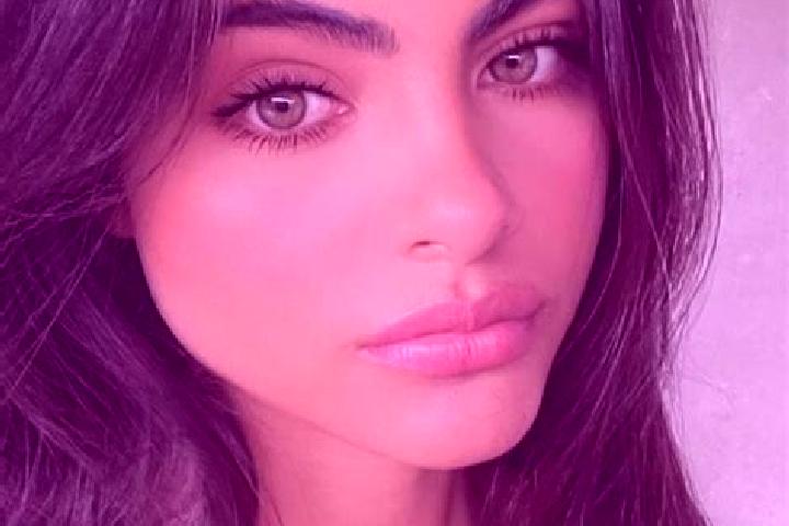 Ariana, 35, a brunette grey-eyed indian companion based in Olesno. Offering A-Level, 69, Tantra. Available for incall and outcall, overnight bookings available.