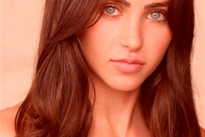 Ariana, 35, a brunette hazel-eyed slavic companion based in Coomba Park. Offering Tantra, A-Level, Girlfriend Experience, Massage. Available for incall and o...