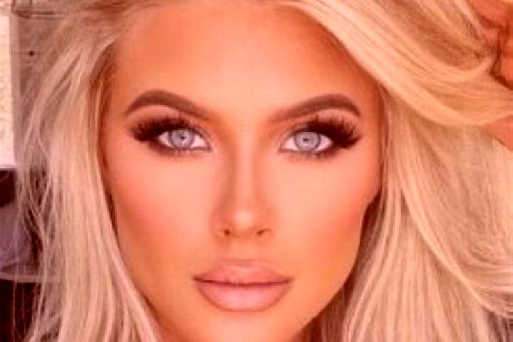 Ariana, 35, a platinum blonde blue-eyed caucasian companion based in Artarmon. Offering Massage, Fetish, Erotic Massage, OWO. Available for incall and outcal...