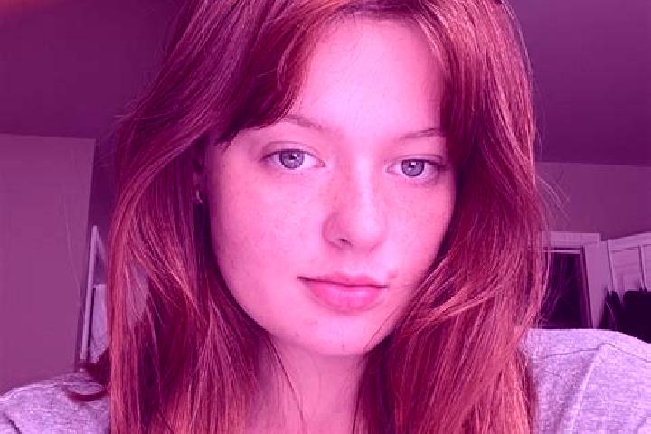 Ariana, 35, a red grey-eyed mixed companion based in Monsampietro Morico. Offering Couples, GFE. Available for incall and outcall, overnight bookings available.