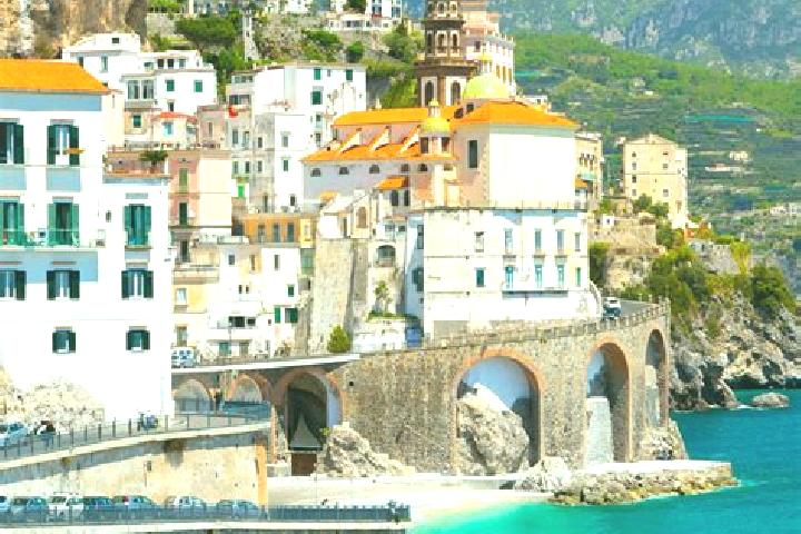 Ariana, 35 — Escort in Crosano, Italy