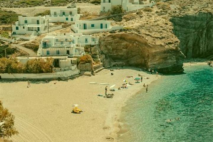 Ariana, 35 — Escort in Folegandros, Greece