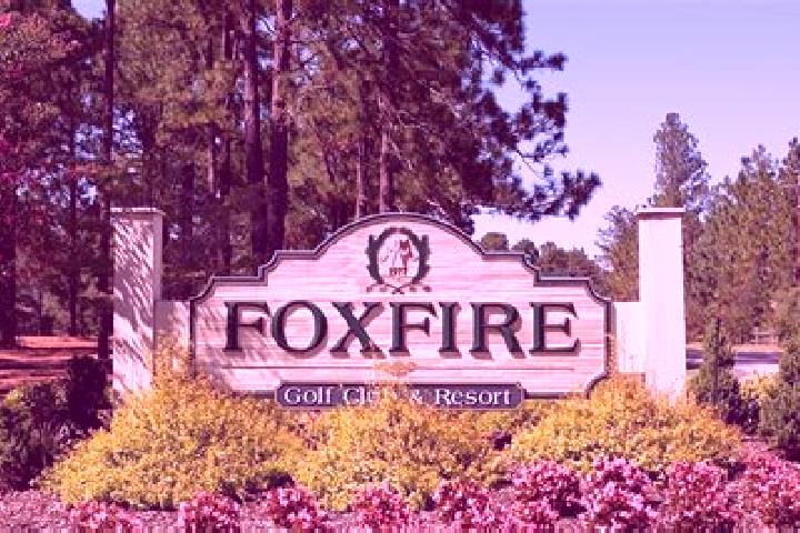 Ariana, 35 — Escort in Foxfire, United States