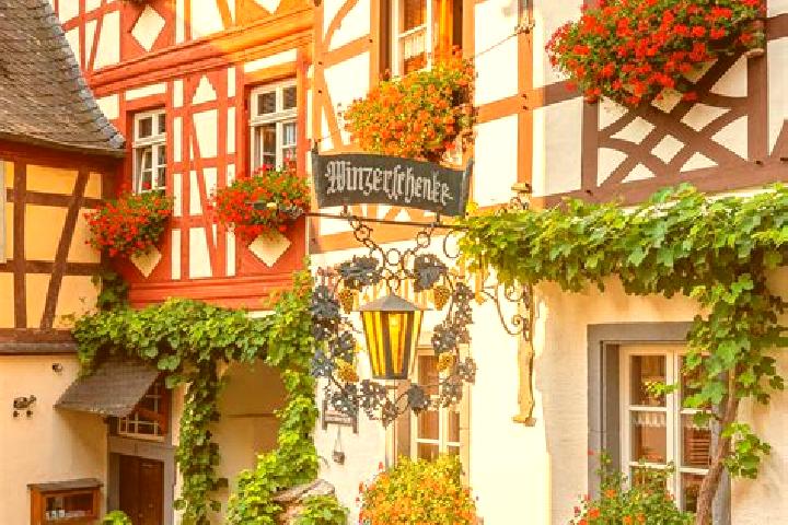 Ariana, 35 — Escort in Schnurpflingen, Germany