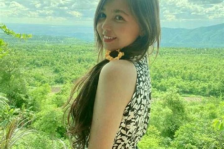 Ariana, 35 — Escort in Tha Nat Pyin, Myanmar