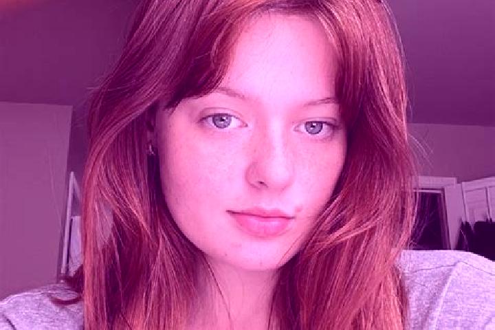 Ariana, 36, a auburn grey-eyed mixed companion based in Sainte-Genevieve-sur-Argence. Offering A-Level, Duos, Erotic Massage. Available for incall and outcal...