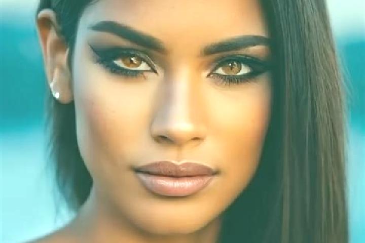 Ariana, 36, a black brown-eyed latina companion based in Hazaribagh. Offering Deep French Kissing, Roleplay, Couples, Striptease, Domination. Available for i...