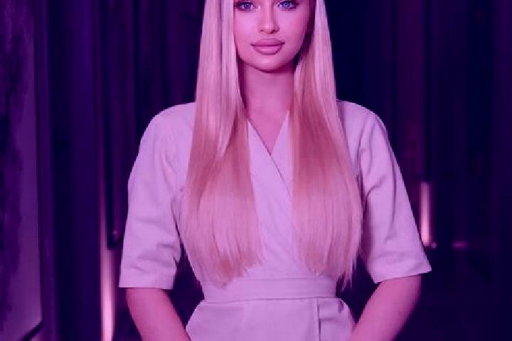Ariana, 36, a dark blonde grey-eyed mediterranean companion based in Bosaso. Offering Dinner Date, Tantra, Erotic Massage, Roleplay, 69. Available for incall...