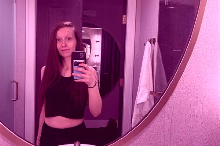 Ariana, 36 — Escort in Hubbards, Canada