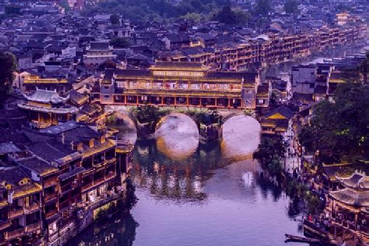 Ariana, 36 — Escort in Longguang, China