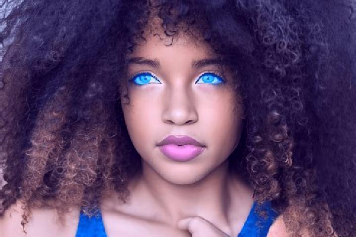 Ariana, 37, a black blue-eyed mixed companion based in Wallisellen / Wallisellen-West. Offering GFE, BDSM, Party Girl, Dinner Date, 69. Available for incall ...