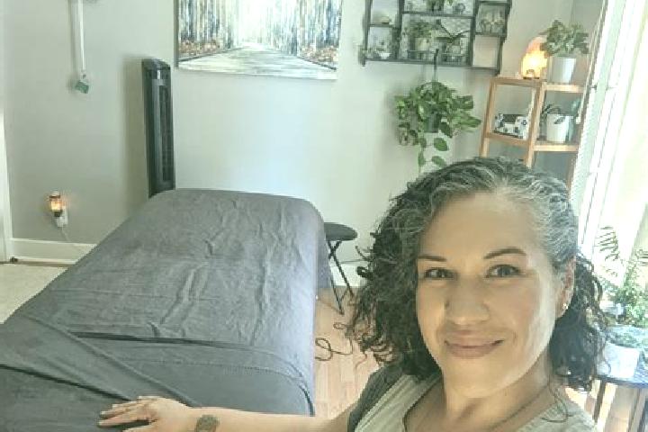 Ariana, 37, a black green-eyed caribbean companion based in Chesapeake Ranch Estates-Drum Point. Offering Travel Companion, Erotic Massage, Couples, Massage....