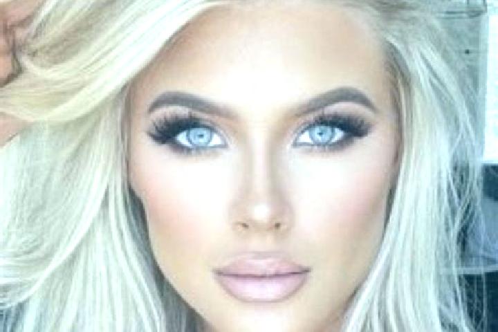 Ariana, 37, a platinum blonde grey-eyed asian companion based in Kuskayasi. Offering OWO, Overnight, Massage. Available for incall and outcall, day and eveni...