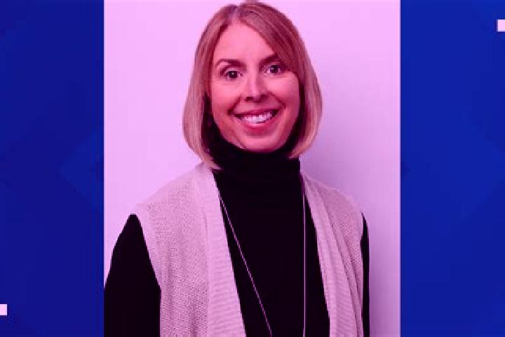 Ariana, 37 — Escort in Readlyn, United States