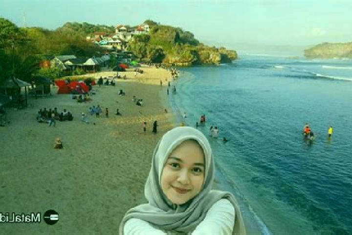 Ariana, 37 — Escort in Sidowayah Kidul, Indonesia
