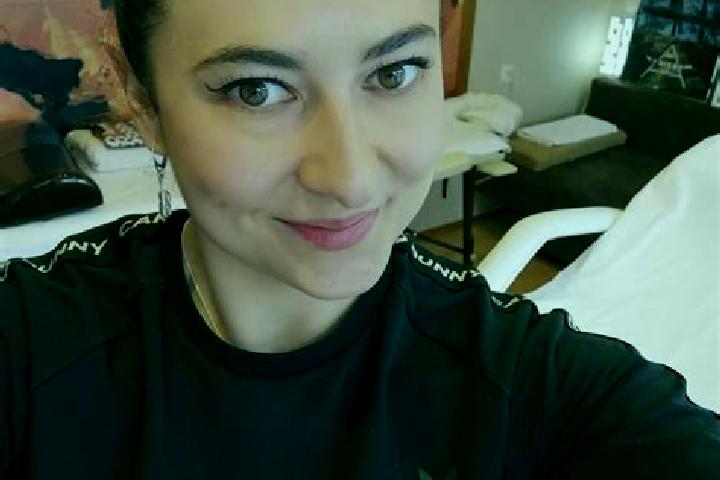 Ariana, 38, a black brown-eyed european companion based in Hondon de los Frailes. Offering Striptease, Overnight, Prostate Massage, Roleplay. Available for i...