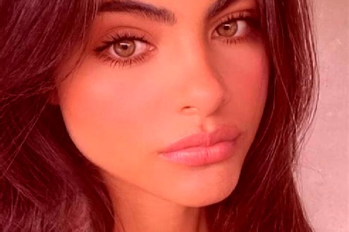 Ariana, 38, a brunette green-eyed indian companion based in Suman. Offering Party Girl, Girlfriend Experience, A-Level. Available for incall and outcall, day...